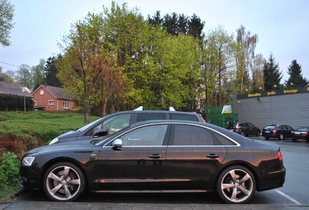 Audi S8 D4