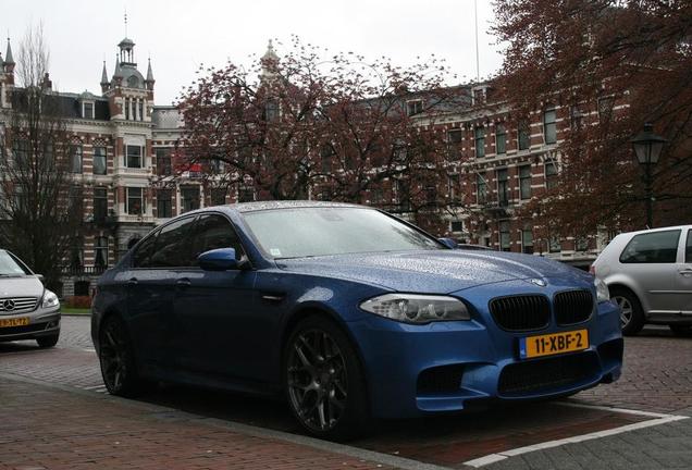 BMW M5 F10 2011