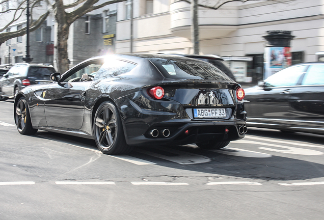 Ferrari FF