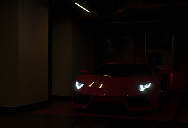 Lamborghini Aventador LP700-4