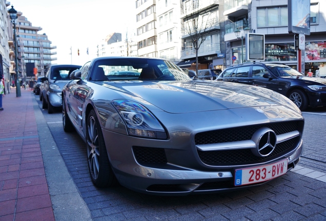 Mercedes-Benz SLS AMG