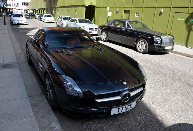 Mercedes-Benz SLS AMG