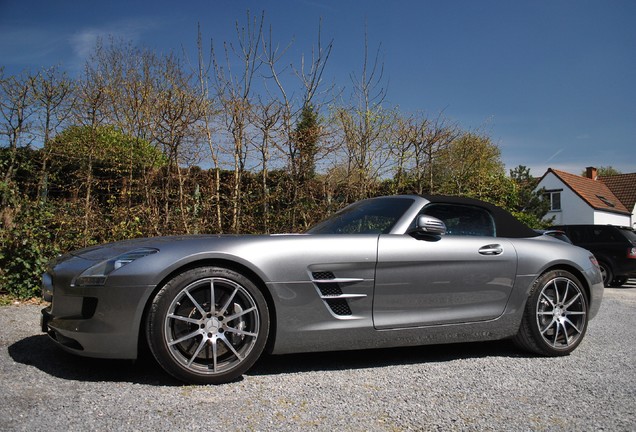 Mercedes-Benz SLS AMG Roadster