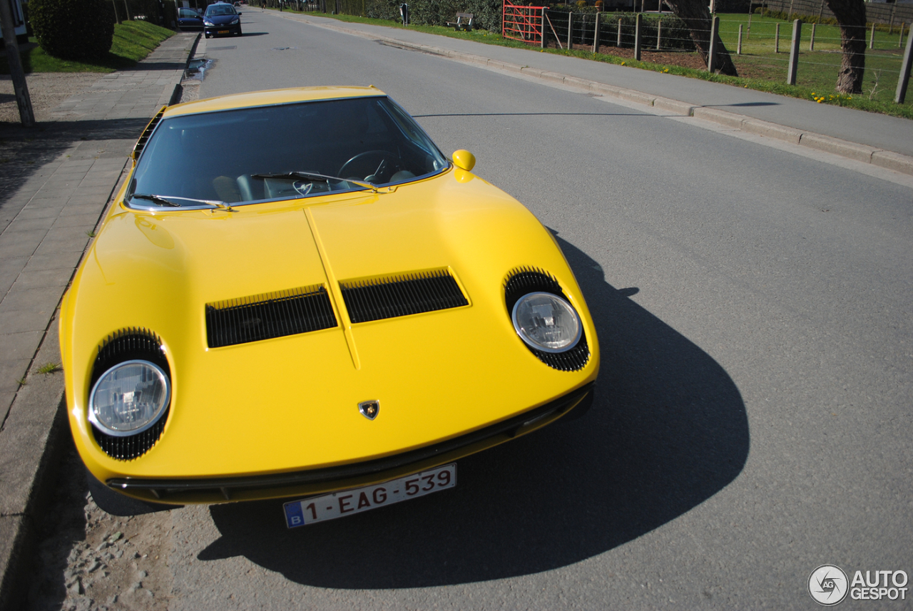 Lamborghini Miura P400 S