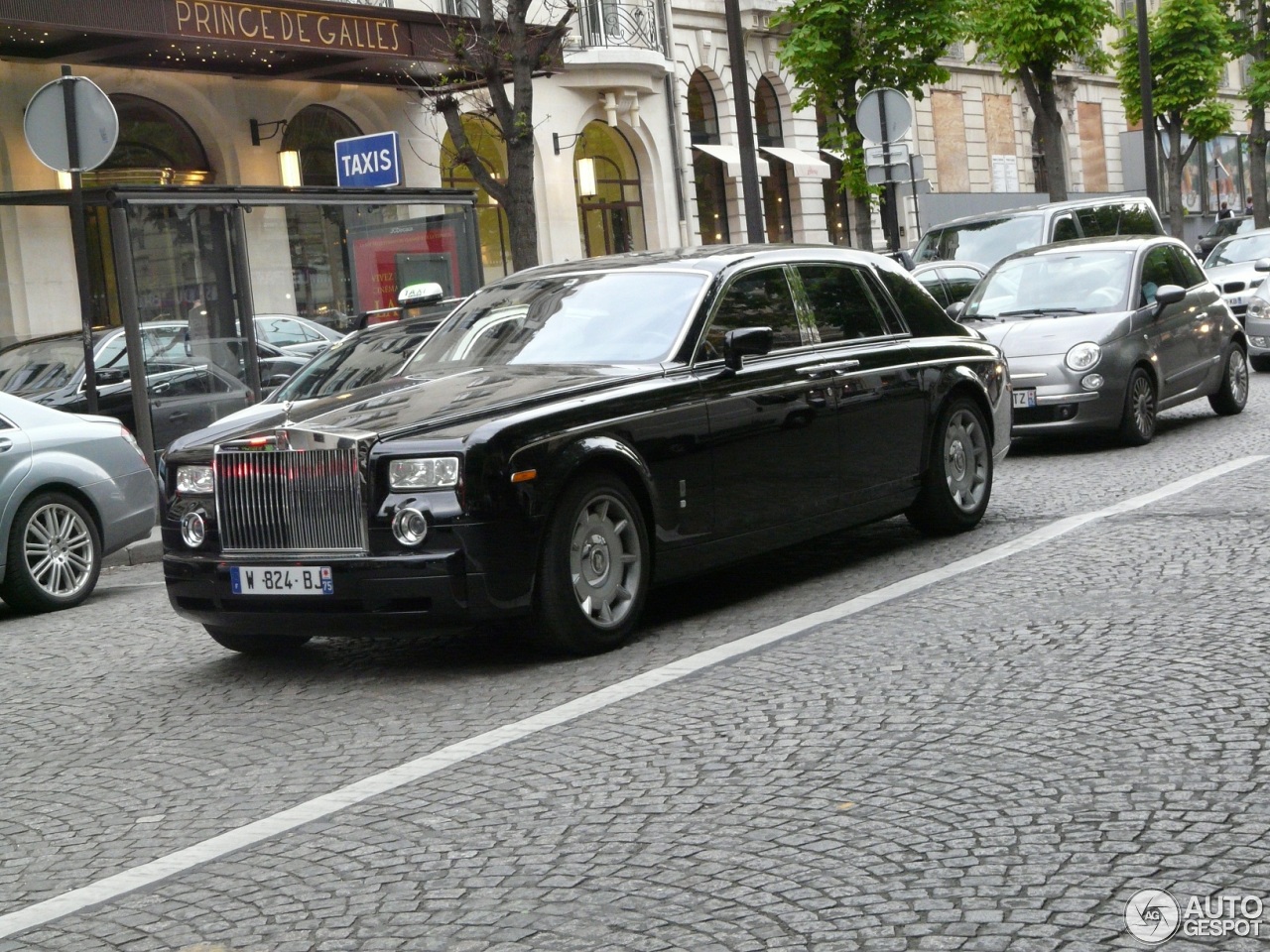 Rolls-Royce Phantom