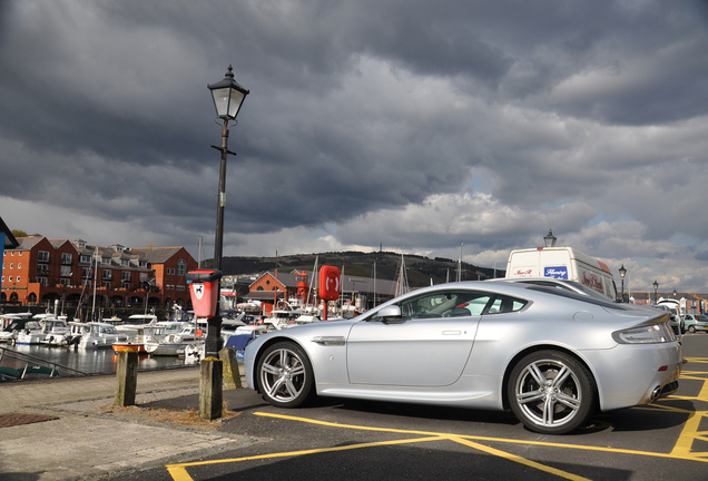 Aston Martin V8 Vantage