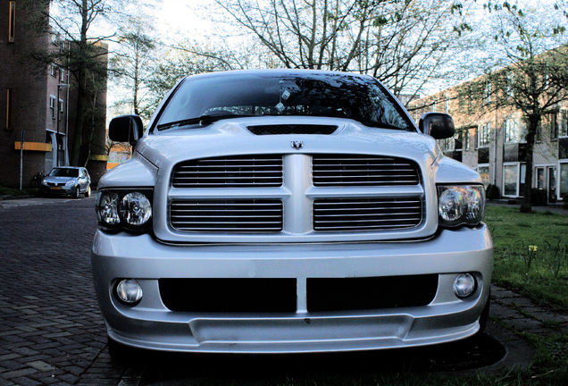 Dodge RAM SRT-10 Quad-Cab