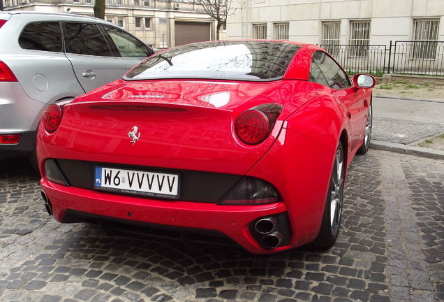 Ferrari California