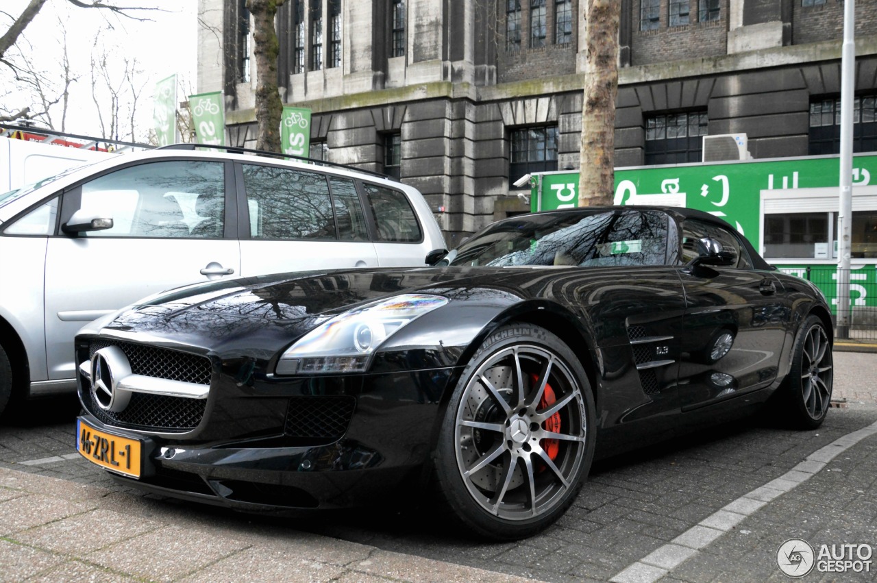 Mercedes-Benz SLS AMG Roadster