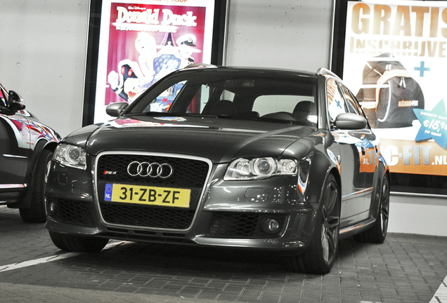 Audi RS4 Avant B7