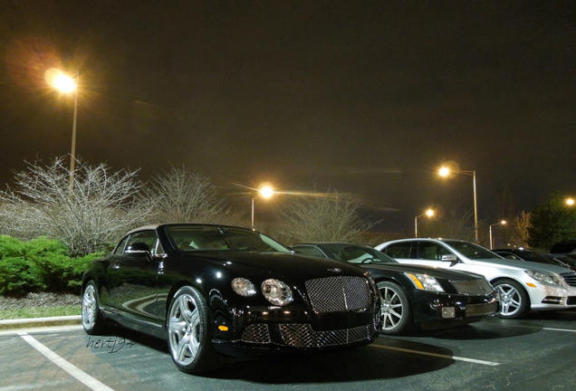 Bentley Continental GTC 2012