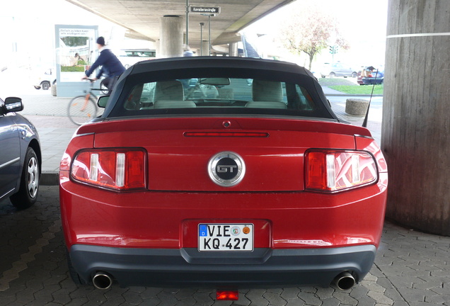 Ford Mustang GT Convertible 2010