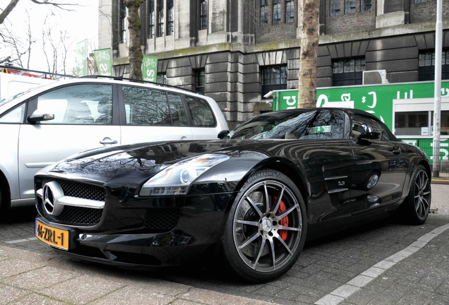 Mercedes-Benz SLS AMG Roadster