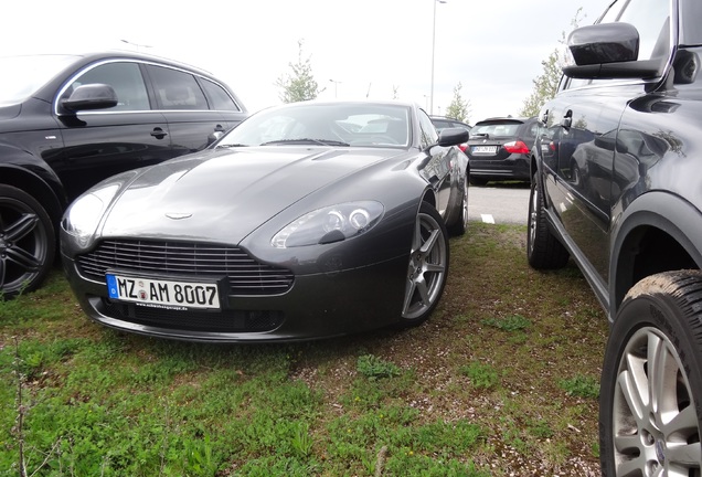 Aston Martin V8 Vantage