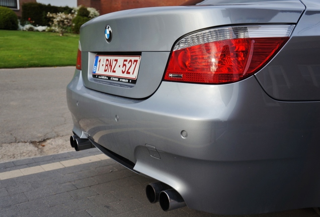 BMW M5 E60 2005