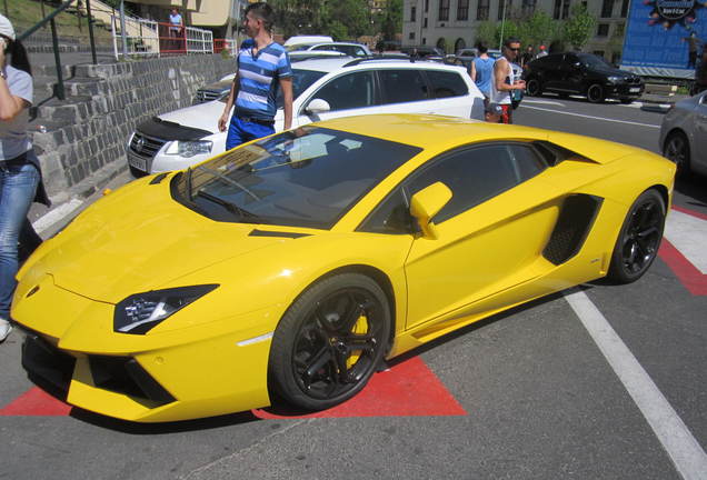 Lamborghini Aventador LP700-4