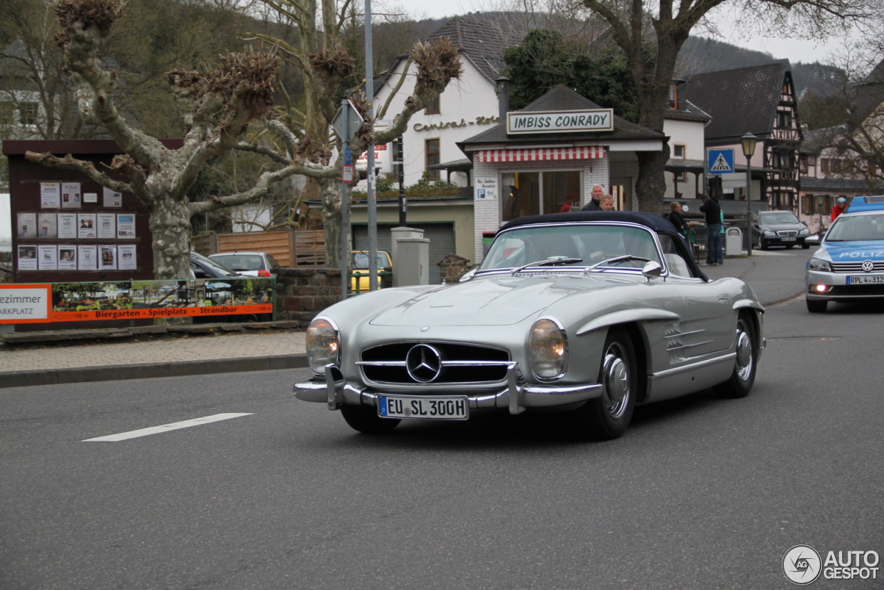 Mercedes-Benz 300SL Roadster