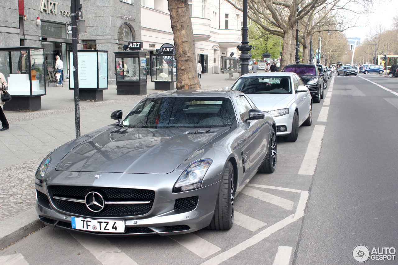 Mercedes-Benz SLS AMG GT