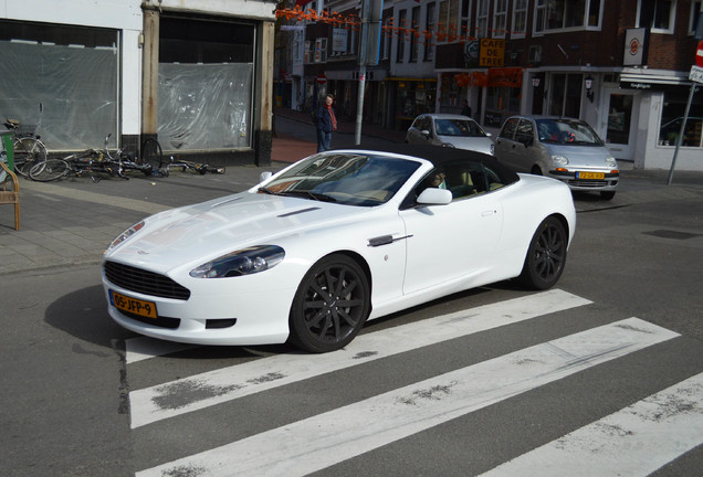 Aston Martin DB9 Volante