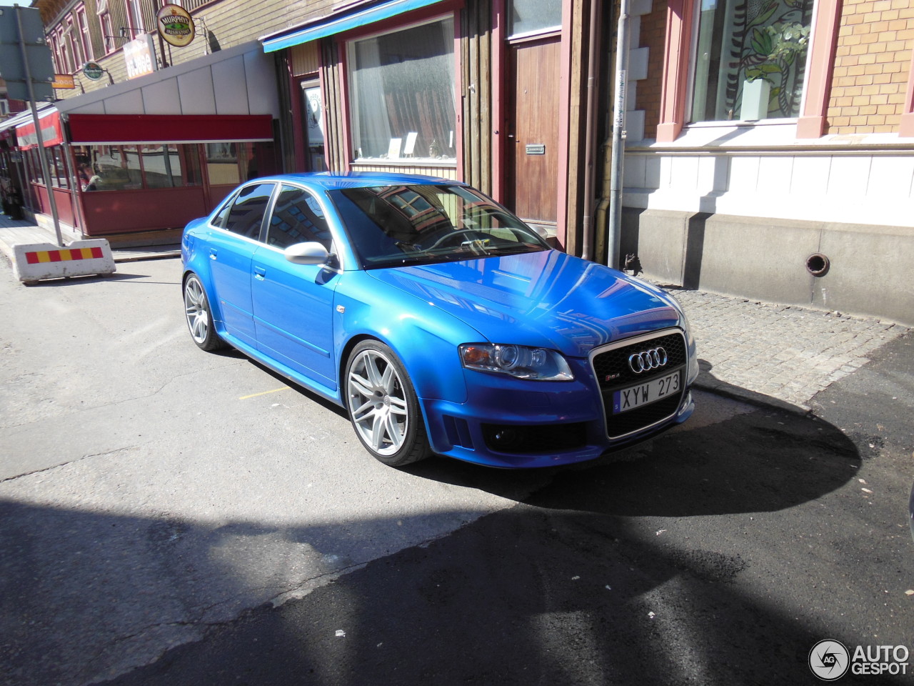 Audi RS4 Sedan