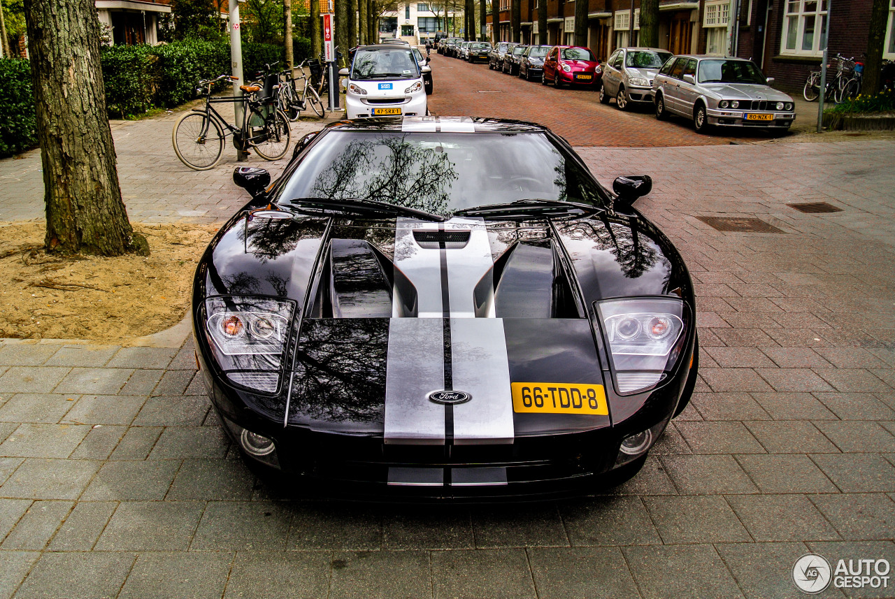 Ford GT