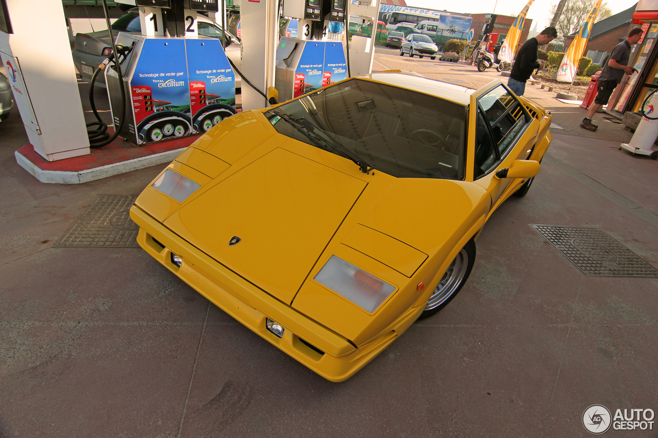 Lamborghini Countach 25th Anniversary