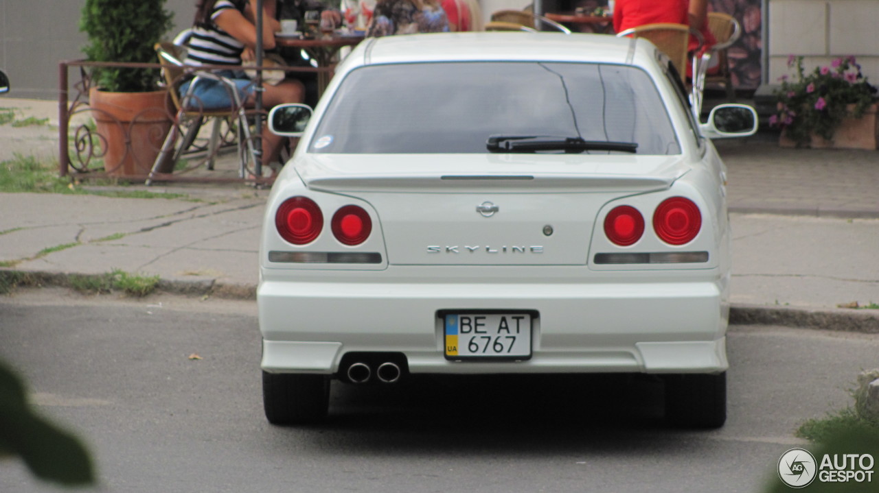 Nissan Skyline R34 Sedan