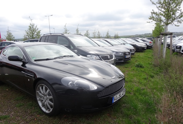 Aston Martin DB9