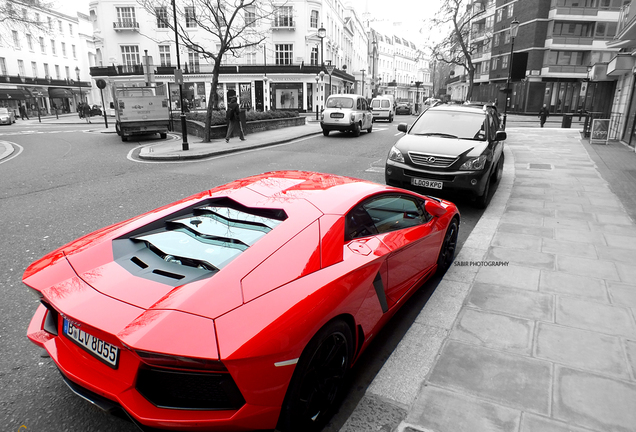 Lamborghini Aventador LP700-4