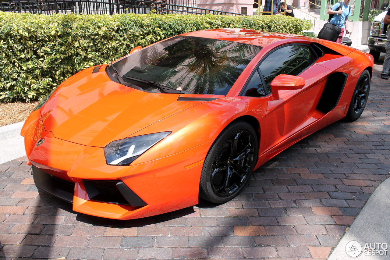 Lamborghini Aventador LP700-4