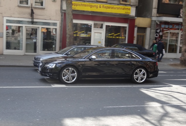 Audi S8 D4