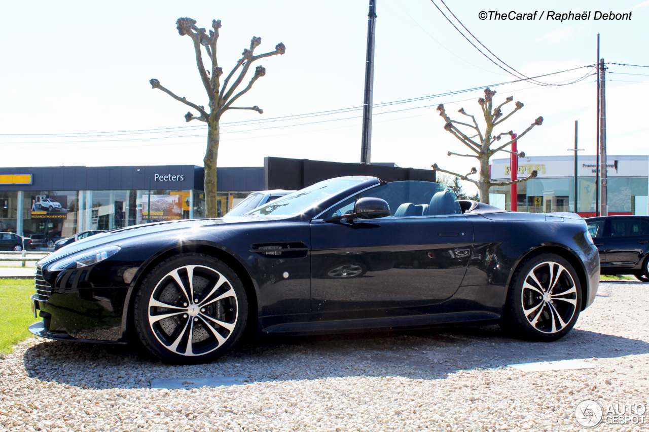 Aston Martin V12 Vantage Roadster