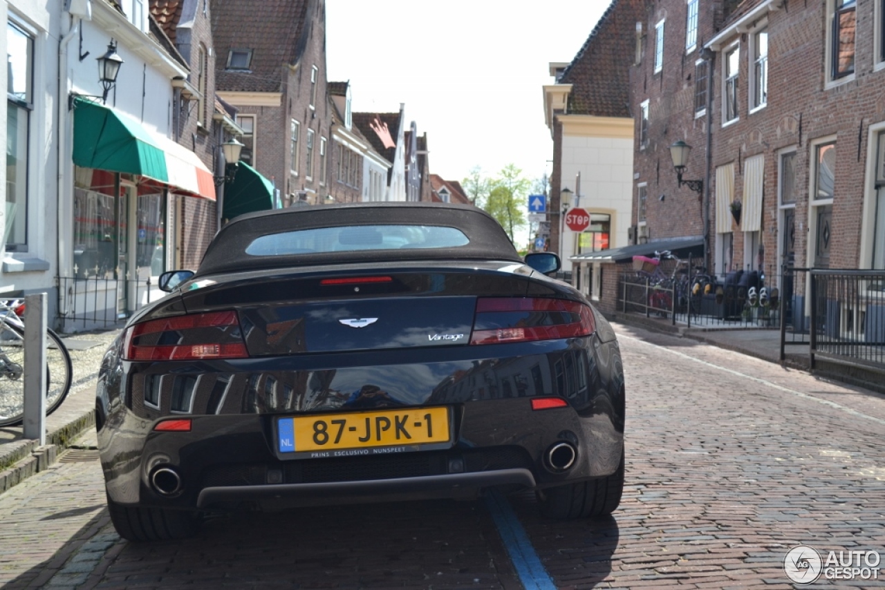 Aston Martin V8 Vantage Roadster