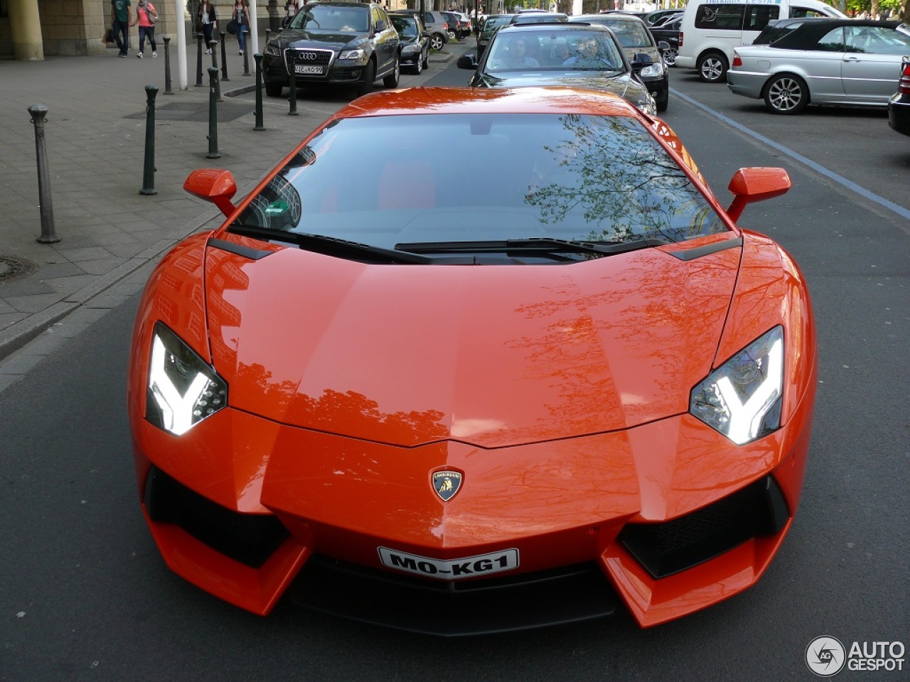 Lamborghini Aventador LP700-4