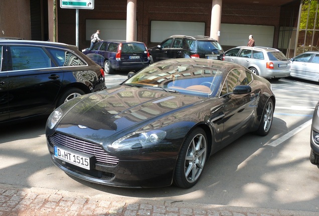 Aston Martin V8 Vantage