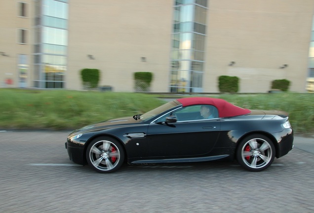 Aston Martin V8 Vantage N400 Roadster