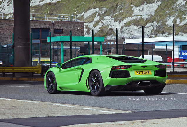 Lamborghini Aventador LP700-4