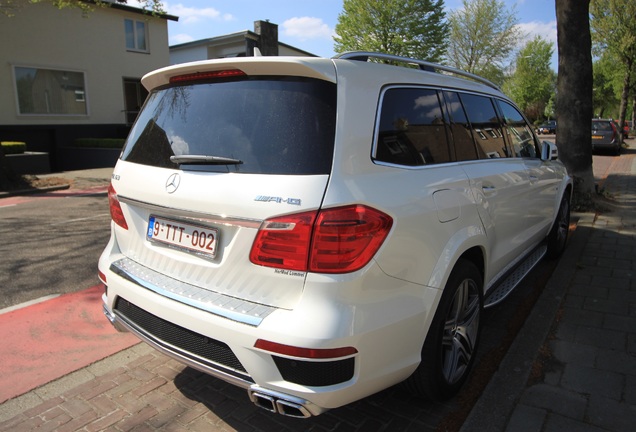 Mercedes-Benz GL 63 AMG X166