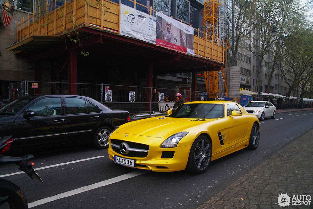 Mercedes-Benz SLS AMG