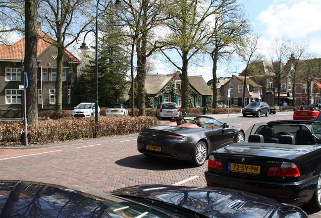 Aston Martin V8 Vantage Roadster