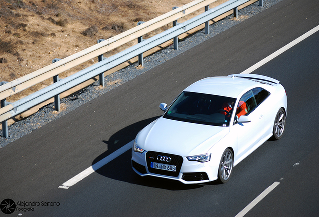 Audi RS5 B8 2012