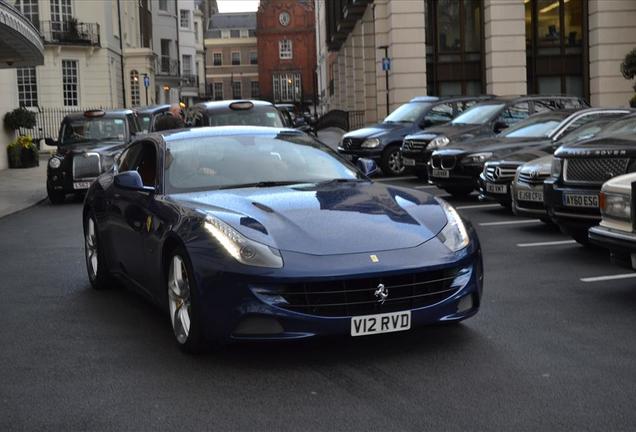 Ferrari FF