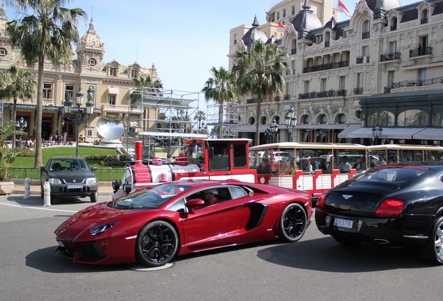 Lamborghini Aventador LP700-4