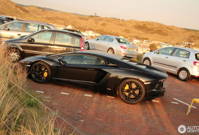 Lamborghini Aventador LP700-4