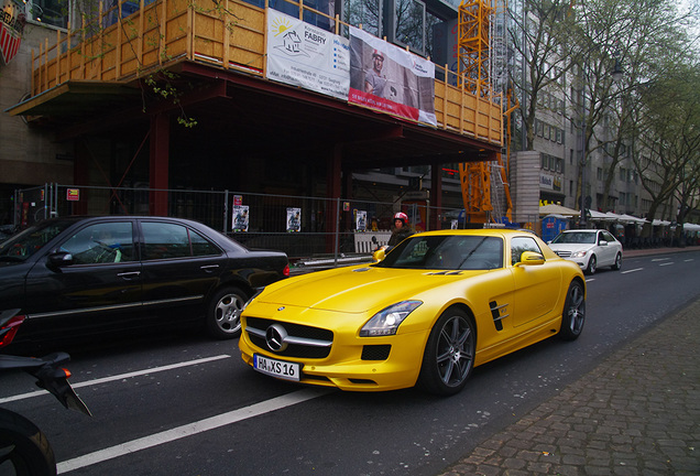 Mercedes-Benz SLS AMG