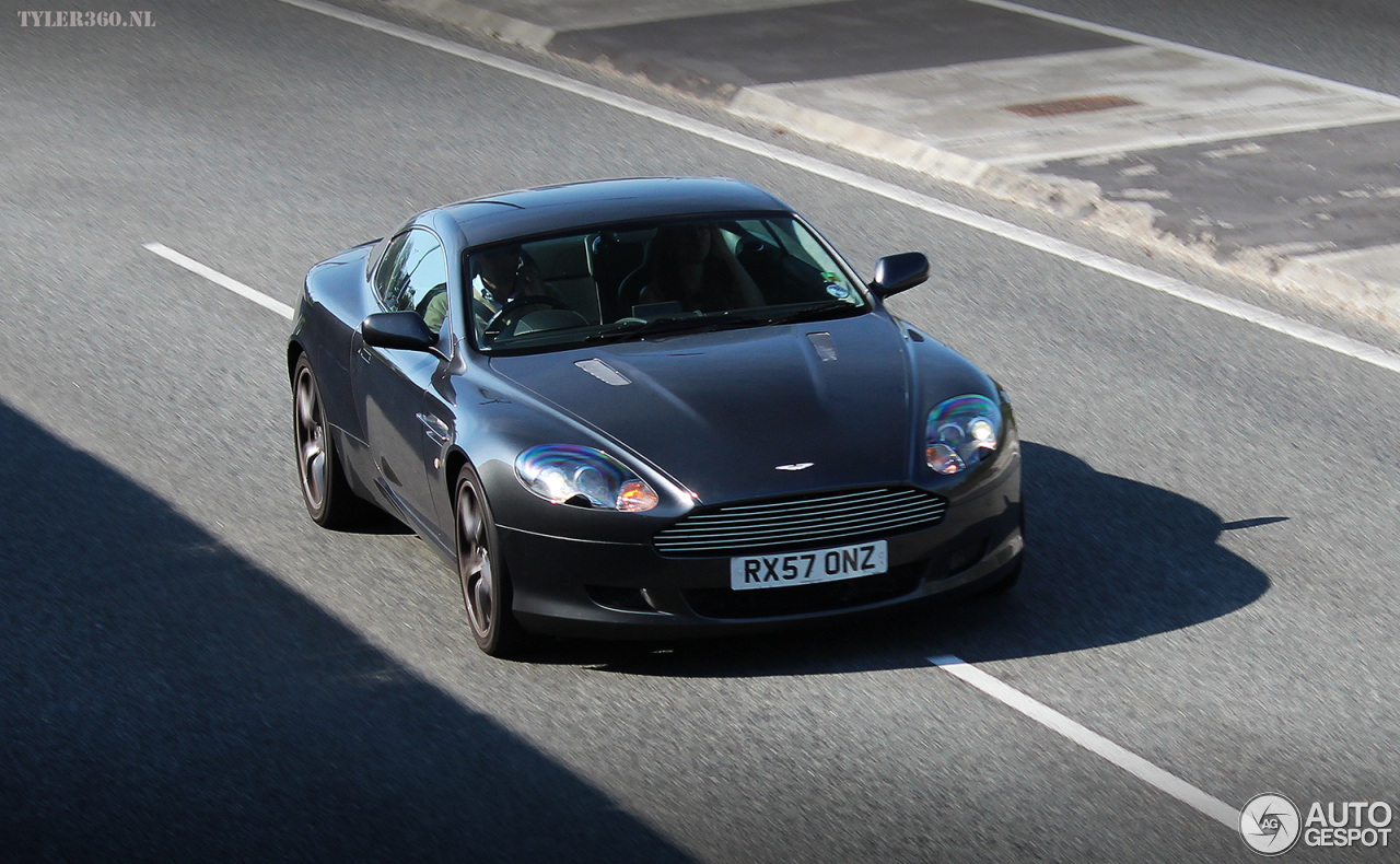 Aston Martin DB9