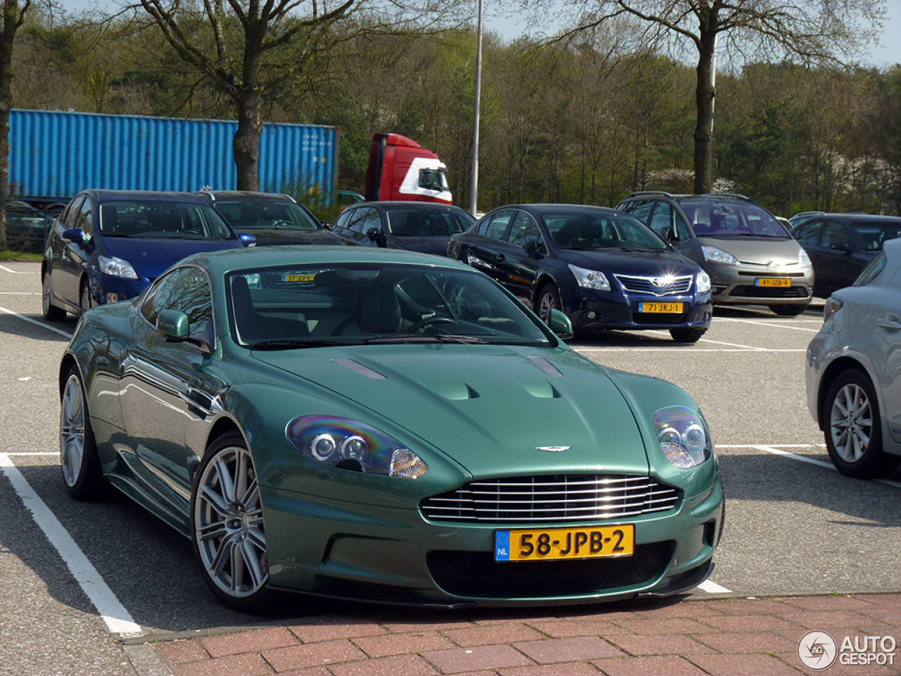 Aston Martin DBS