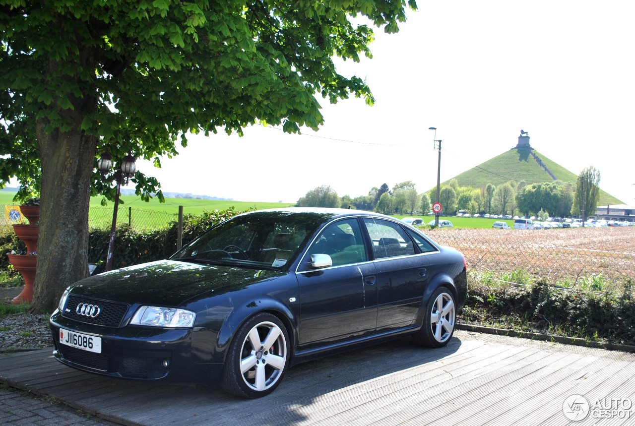 Audi RS6 Sedan C5