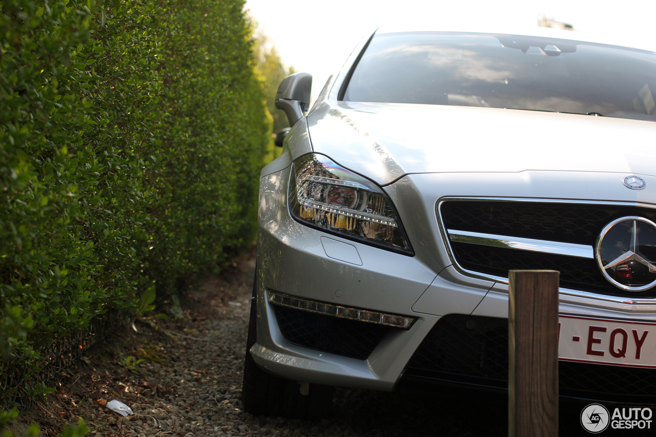 Mercedes-Benz CLS 63 AMG X218 Shooting Brake