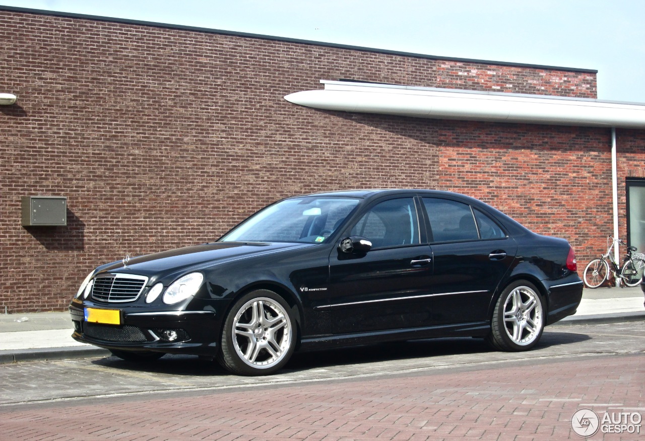 Mercedes-Benz E 55 AMG